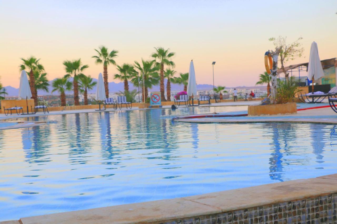 Royal Naama Bay Resort Sharm el-Sheikh Exteriör bild